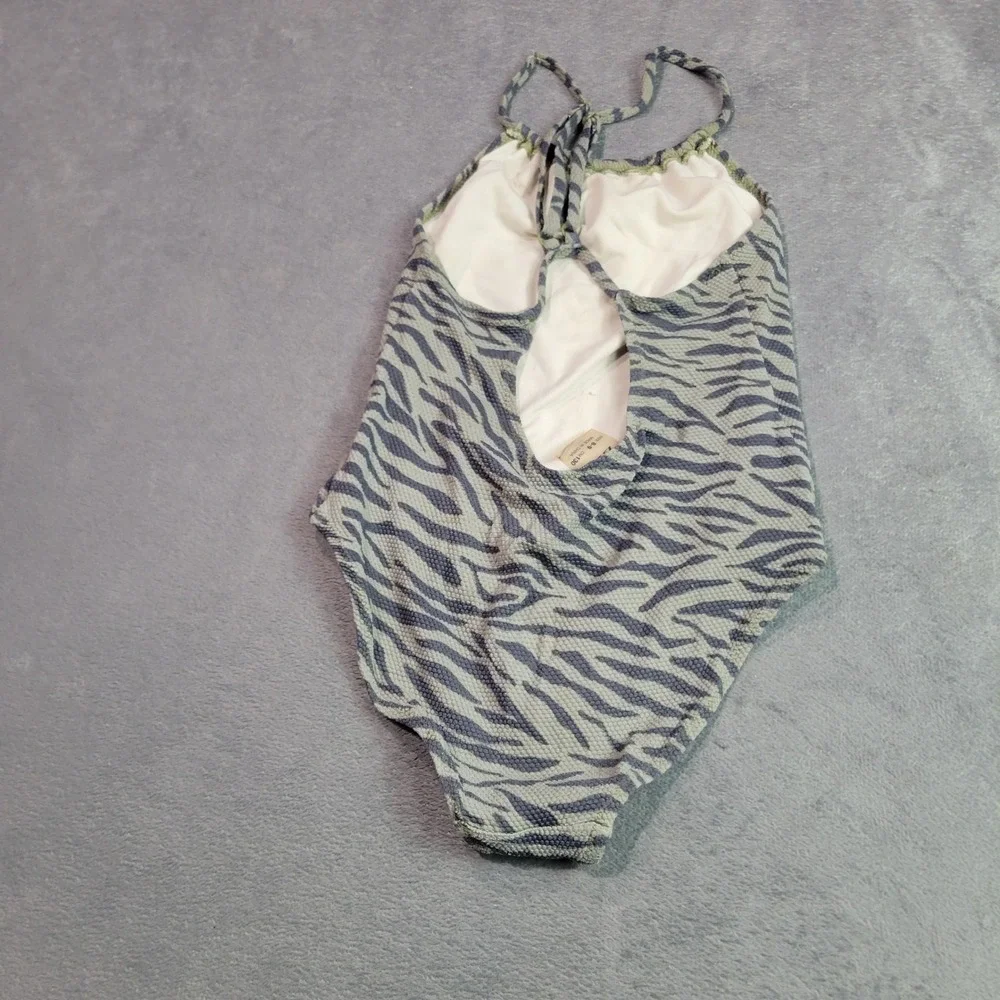 Zara dive into